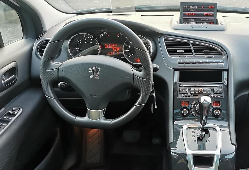 Gebraucht Peugeot 5008 Sport 156 PS (114 kW) 2011 Van / Kleinbus