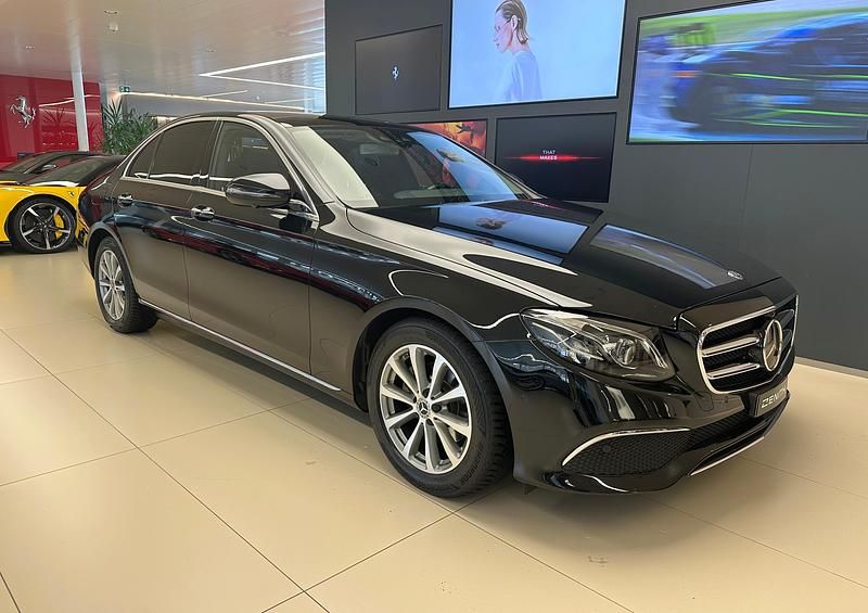 Gebraucht Mercedes E200 184 PS (135 kW) 2019 Schwarz Limousine