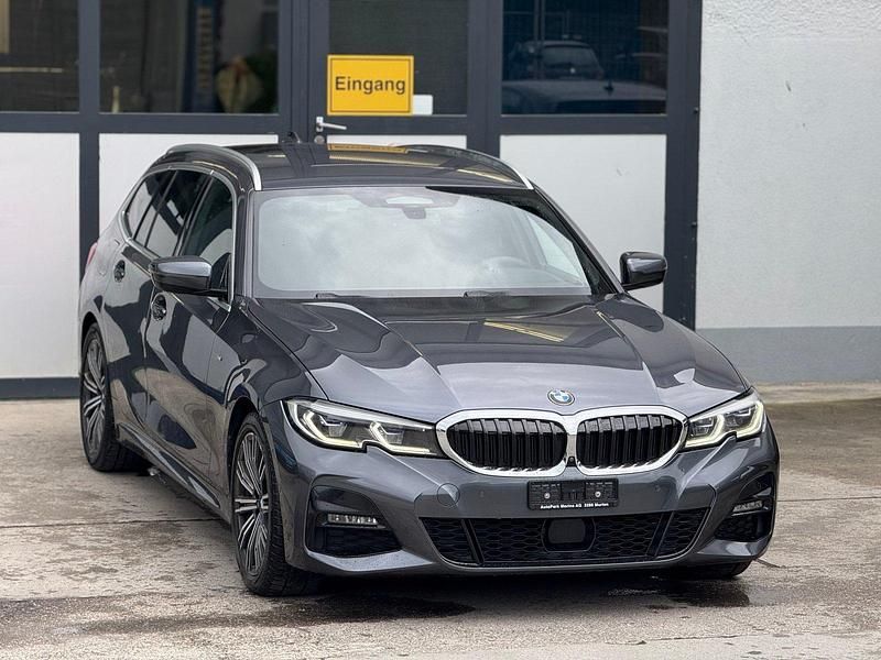 Gebraucht BMW 330 M Sport 265 PS (194 kW) 2019 Kombi