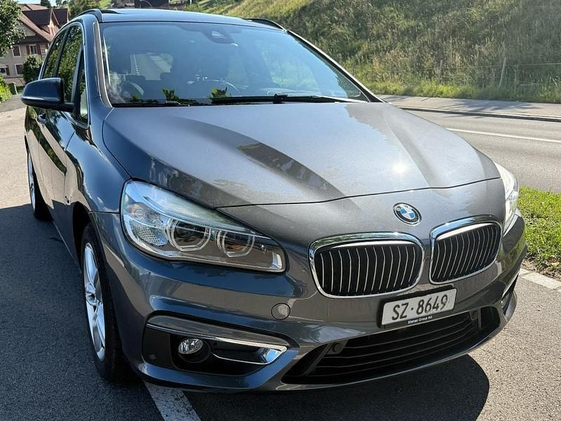 Gebraucht BMW 220 Active Tourer Luxury Line 192 PS (141 kW) 2017 Van / Kleinbus