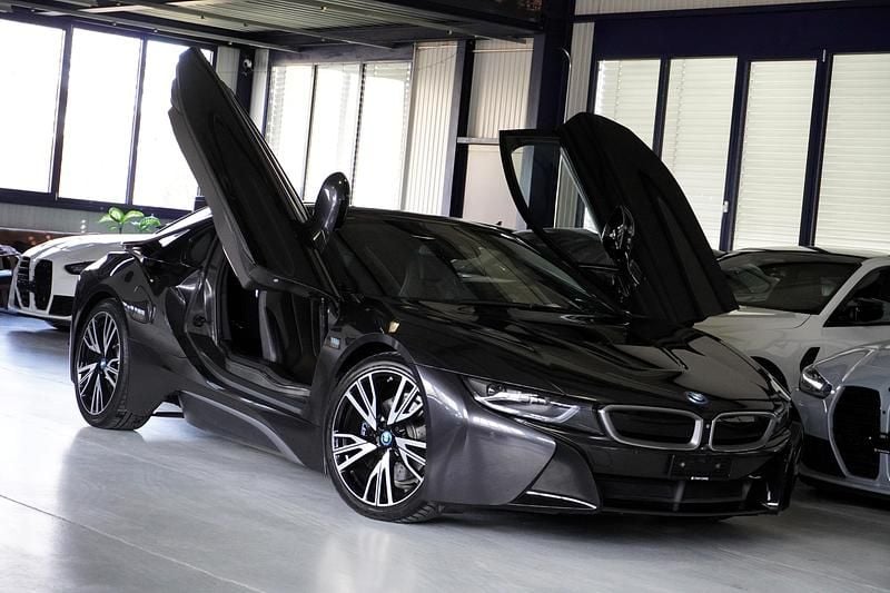 Gebraucht BMW i8 Pure Impulse 361 PS (265 kW) 2014 Coupé