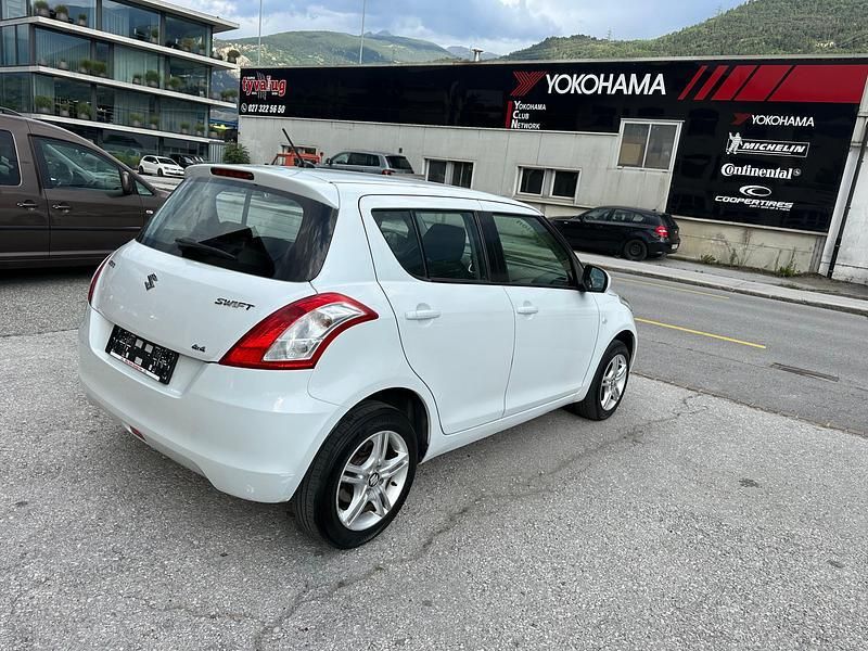 Gebraucht Suzuki Swift GL 94 PS (69 kW) 2013 Kleinwagen