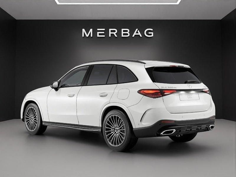 Gebraucht Mercedes GLC300e 335 PS (246 kW) 2023 Weiss SUV