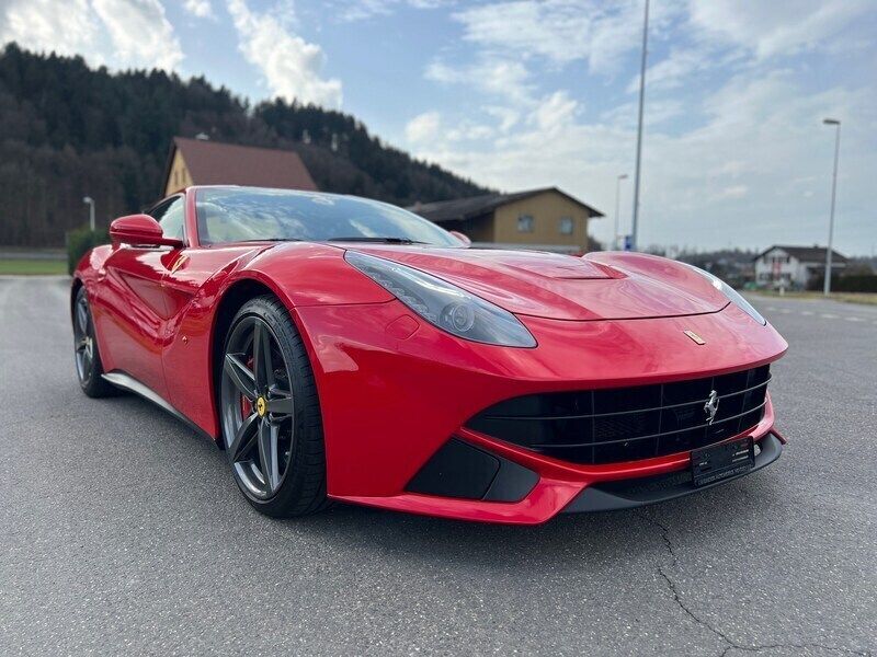 Gebraucht Ferrari F12 736 PS (541 kW) 2013 Coupé
