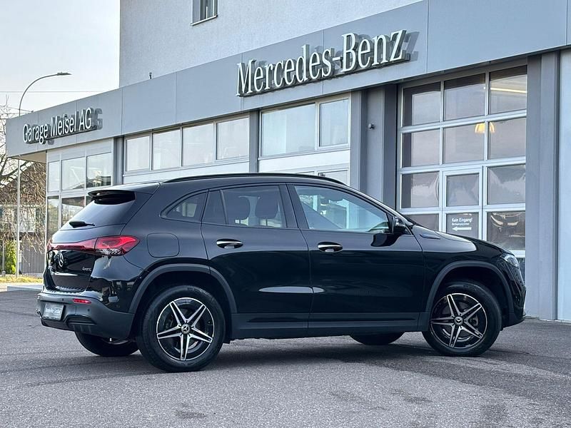 Gebraucht Mercedes EQA300 AMG line 167 kW (228 PS) 2021 SUV