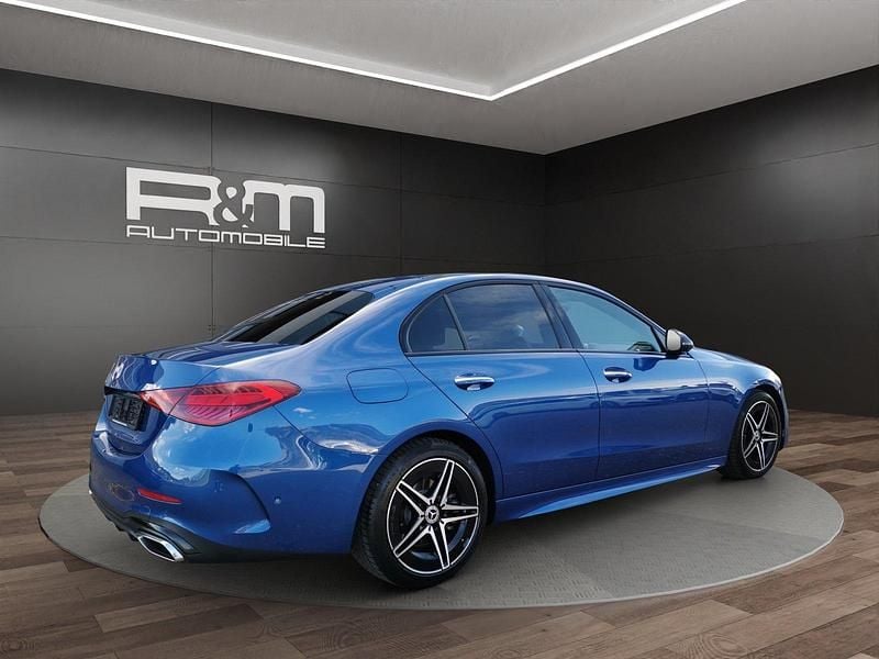 Gebraucht Mercedes C300e AMG line 2023 Limousine