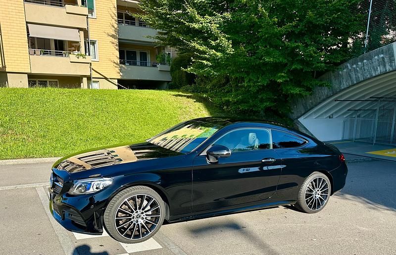 Gebraucht 2019 Mercedes C200 AMG line Coupé | CHF 29’999 (Fairer Preis) - Bild 1/4