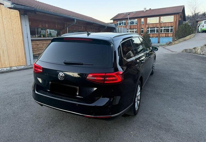 Gebraucht VW Passat Highline 190 PS (139 kW) 2017 Kombi