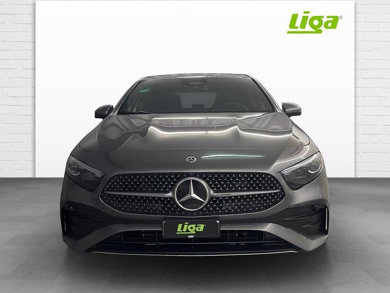 Neu Mercedes A250 AMG line 218 PS (160 kW) 2026 Limousine