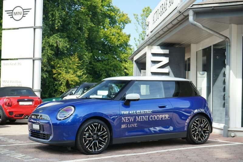 Blau Gebraucht 2024 Mini Cooper SE Kleinwagen | CHF 46’900 - Bild 1/4