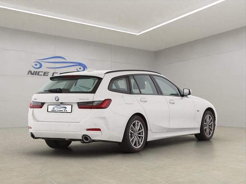 Gebraucht BMW 330e Comfort Edition 292 PS (214 kW) 2023 Kombi