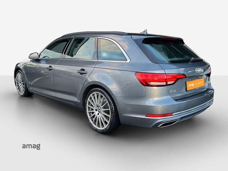 Gebraucht Audi A4 Sport 231 PS (169 kW) 2019 Grau Kombi