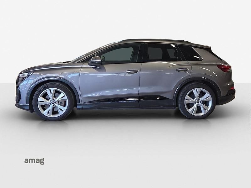 Gebraucht Audi Q4 e-tron Basis 219 kW (299 PS) 2022 Taifungrau metallic SUV