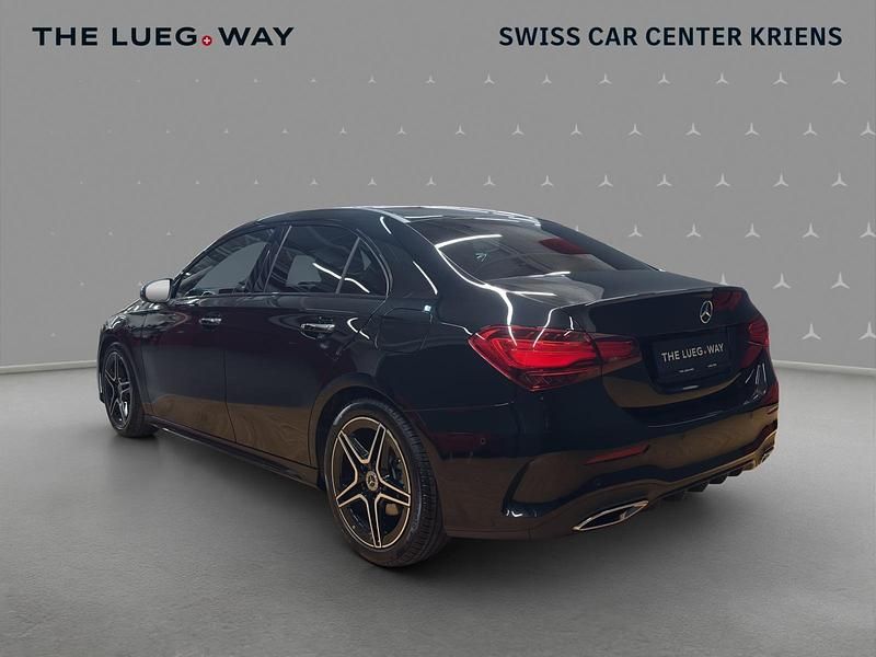 Gebraucht Mercedes A180 AMG 136 PS (100 kW) 2025 Schwarz Limousine