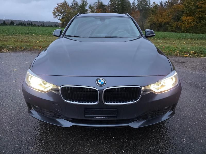 Gebraucht 2012 BMW 318 Kombi | CHF 5’490 - Bild 1/4