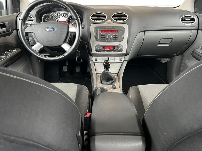 Gebraucht Ford Focus Titanium 125 PS (91 kW) 2010