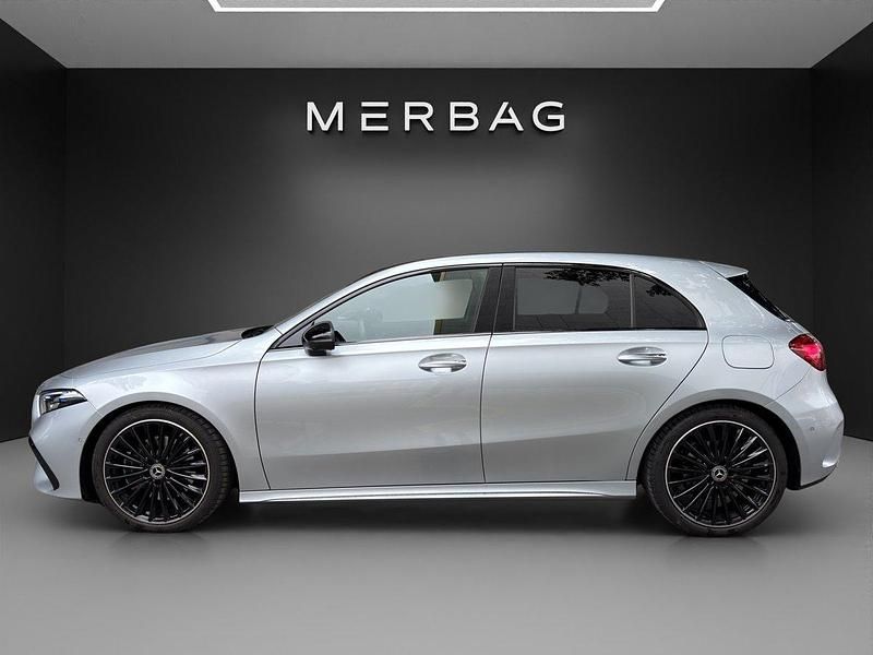 Gebraucht Mercedes A220 190 PS (139 kW) 2024 Silber Limousine