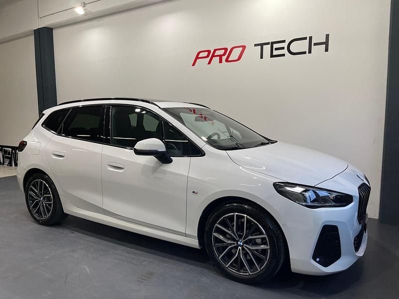 Gebraucht BMW 220 Active Tourer M Sport 170 PS (125 kW) 2025 Van / Kleinbus