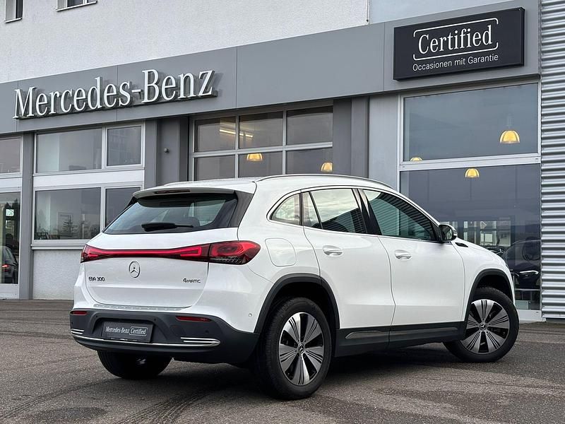 Gebraucht Mercedes EQA300 Progressive 167 kW (228 PS) 2021 SUV
