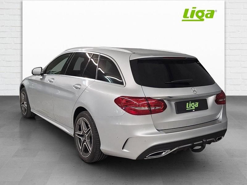 Gebraucht Mercedes C220 AMG line 194 PS (142 kW) 2020 Grau Kombi