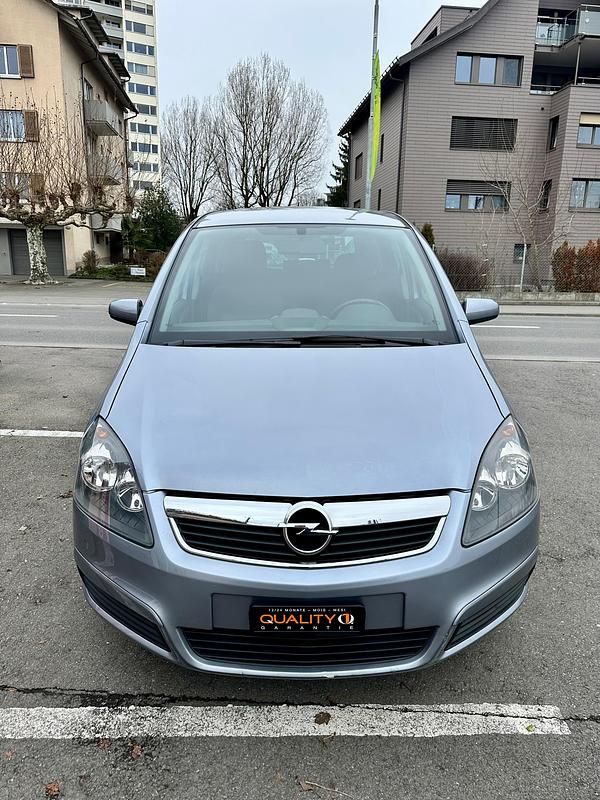 Gebraucht Opel Zafira Essentia 150 PS (110 kW) 2005 Van / Kleinbus