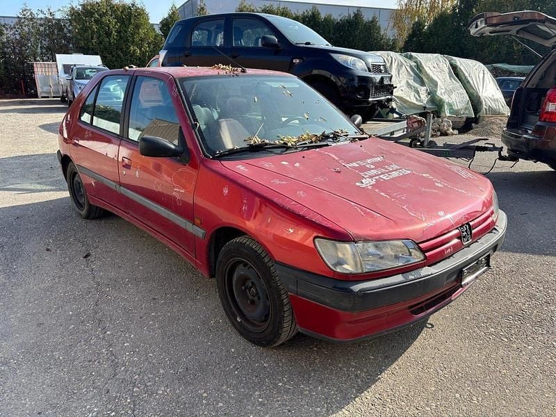Gebraucht 1995 Peugeot 306 Limousine | CHF 500 - Bild 1/4