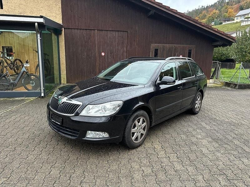 Gebraucht Skoda Octavia Ambition 160 PS (117 kW) 2012 Kombi