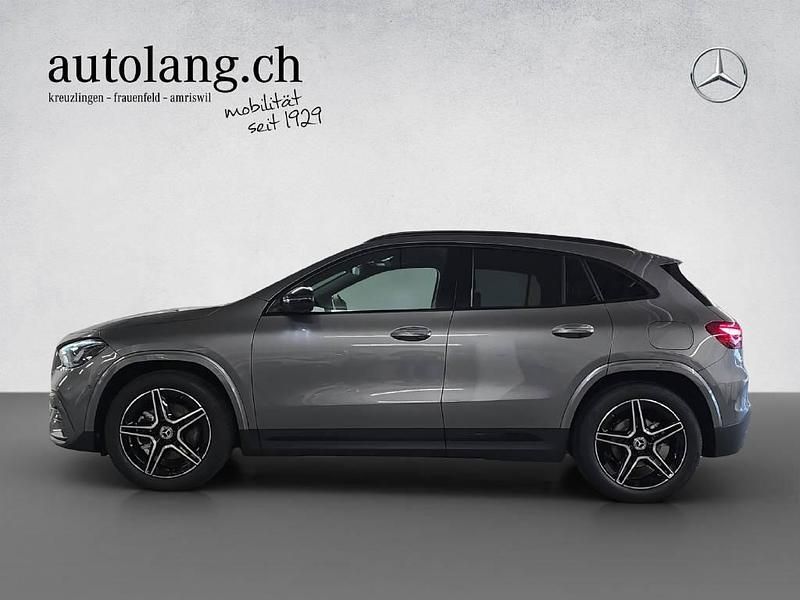 Gebraucht Mercedes GLA200 AMG line 177 PS (130 kW) 2024 Grau SUV