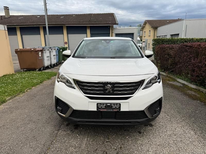 Gebraucht Peugeot 5008 Allure 130 PS (95 kW) 2019 SUV