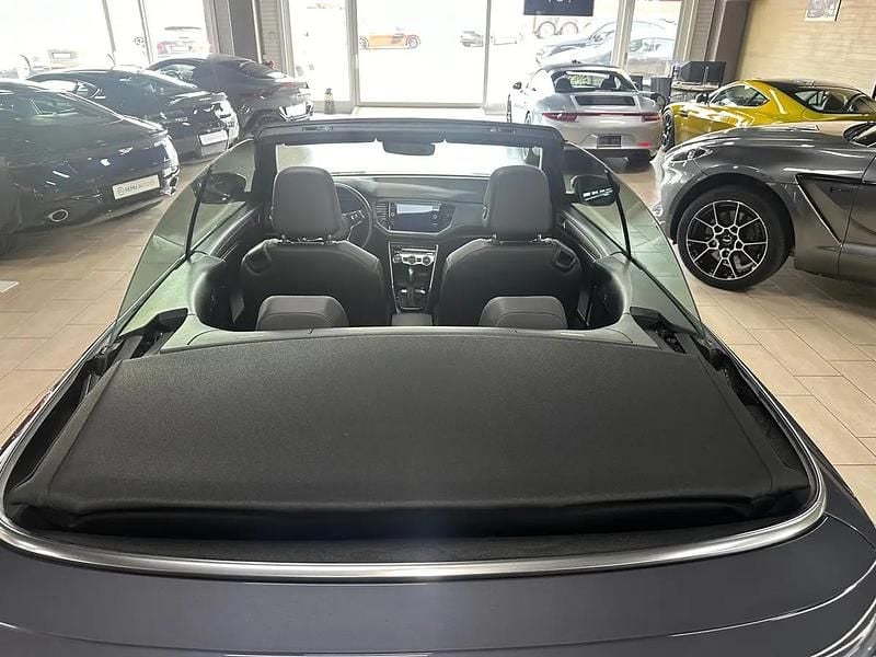 Gebraucht VW T-Roc R-line 150 PS (110 kW) 2025 Gray SUV