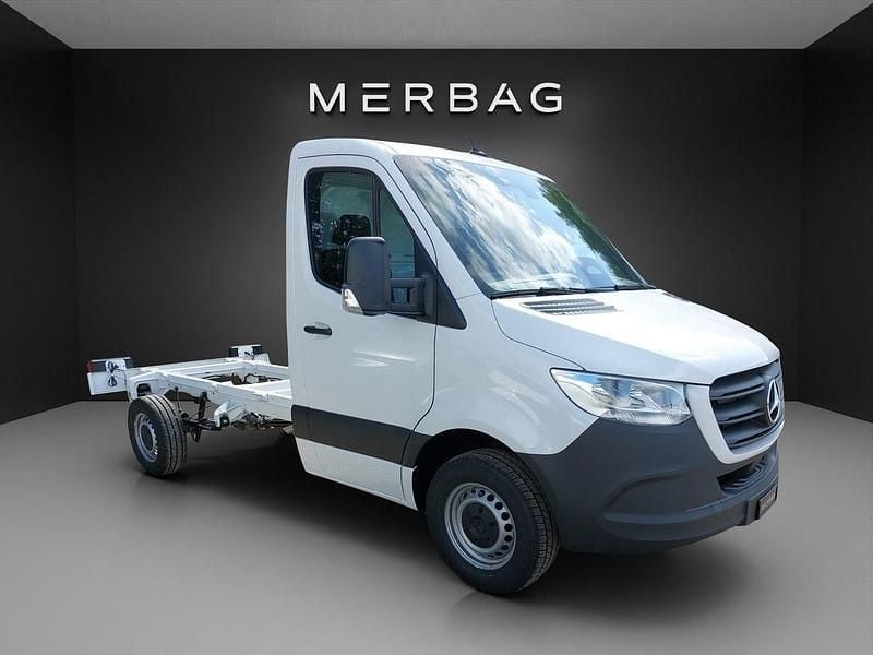 Gebraucht Mercedes Sprinter 149 PS (109 kW) 2024 Weiss Van