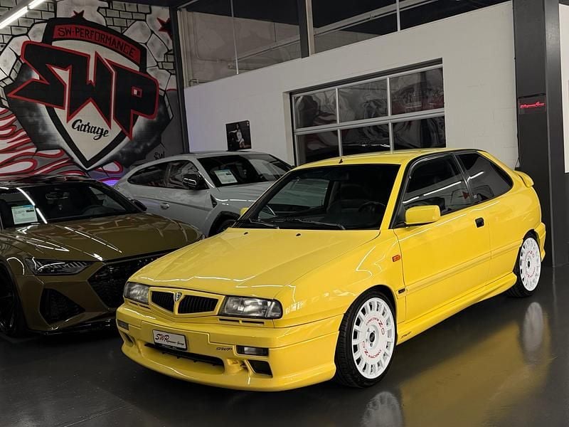 Gebraucht 1999 Lancia Delta Kleinwagen | CHF 8’888 - Bild 1/4