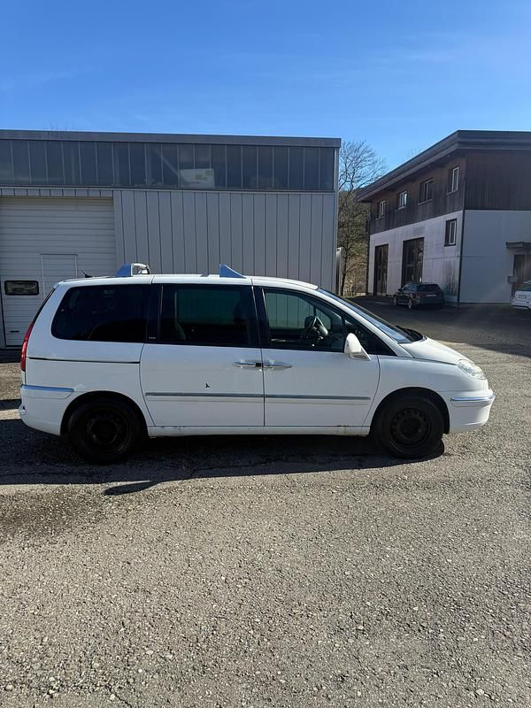 Gebraucht Peugeot 807 Family 136 PS (100 kW) 2010