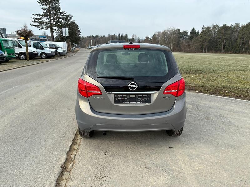 Gebraucht Opel Meriva Color Edition 120 PS (88 kW) 2012 Van / Kleinbus