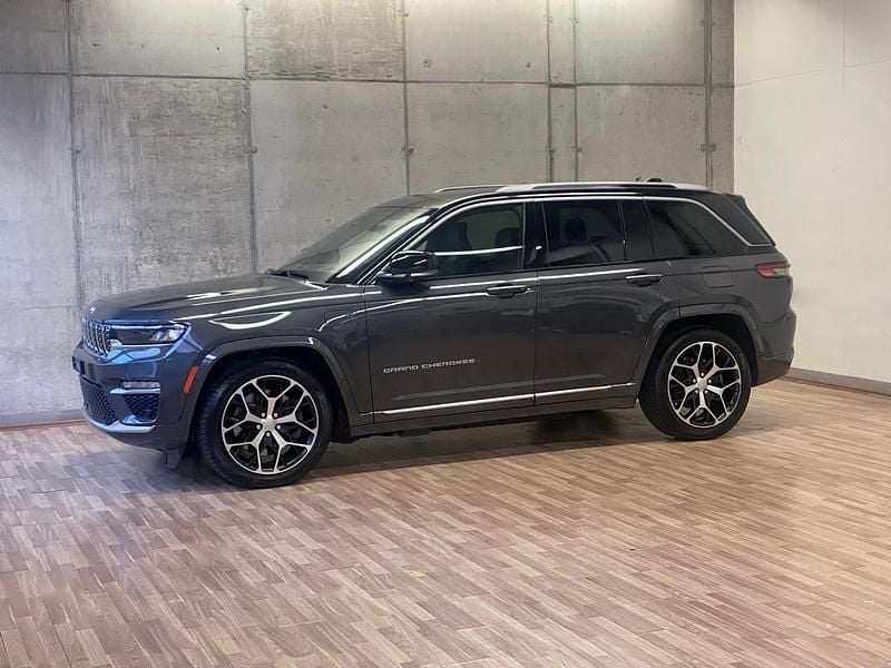 Gebraucht 2023 Jeep Grand Cherokee Summit SUV | CHF 56’900 (Superpreis) - Bild 1/3