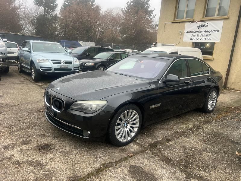 Gebraucht BMW 750 408 PS (300 kW) 2011 Limousine