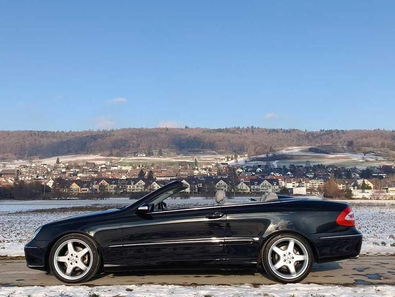 Gebraucht Mercedes CLK320 Avantgarde 218 PS (160 kW) 2003 Cabrio