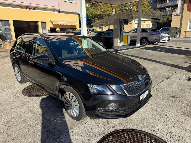 Gebraucht Skoda Octavia Ambition 115 PS (84 kW) 2019 Kombi