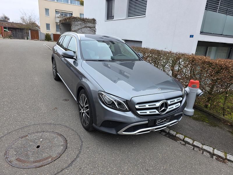Gebraucht Mercedes E220 All-Terrain Avantgarde 194 PS (142 kW) 2020 Kombi