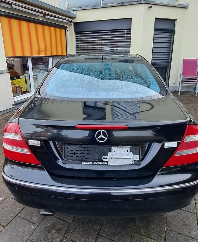 Gebraucht Mercedes CLK320 Avantgarde 218 PS (160 kW) 2004
