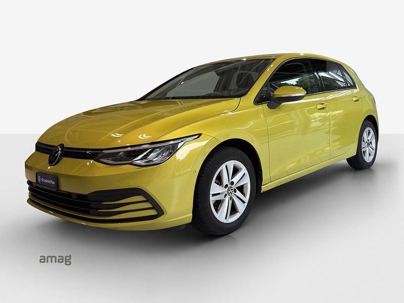 Limonengelb metallic Gebraucht 2021 VW Golf VIII Life Limousine | CHF 19’900 (Etwas zu teuer) - Bild 1/4