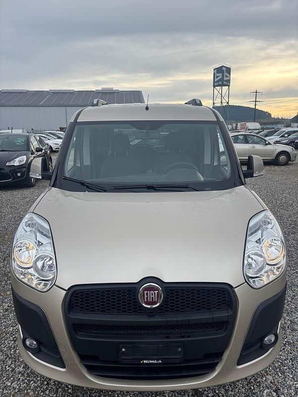 Gebraucht Fiat Doblò Emotion 120 PS (88 kW) 2012 Van / Kleinbus