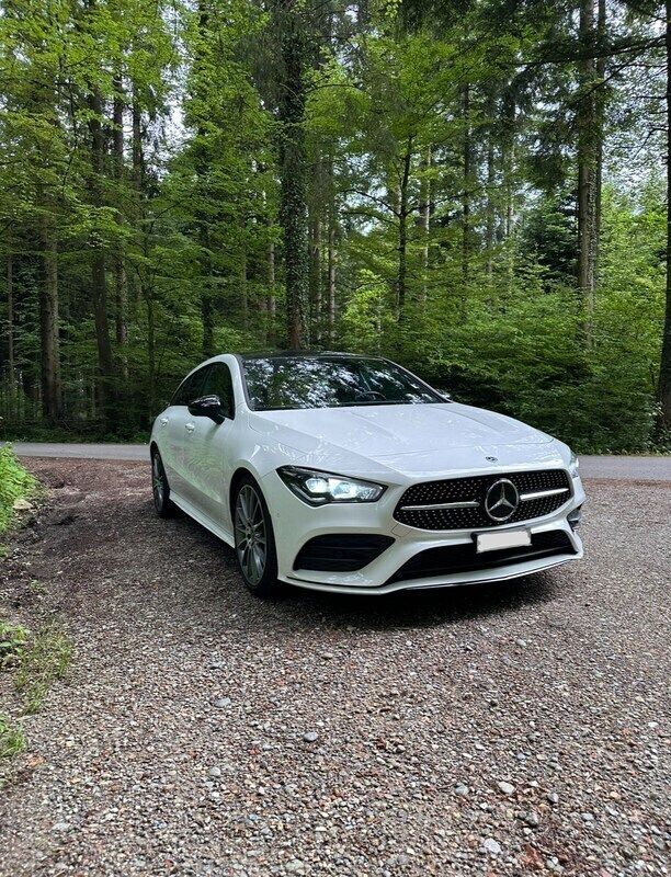 Gebraucht 2020 Mercedes CLA220 Shooting Brake AMG line Kombi | CHF 31’499 - Bild 1/4
