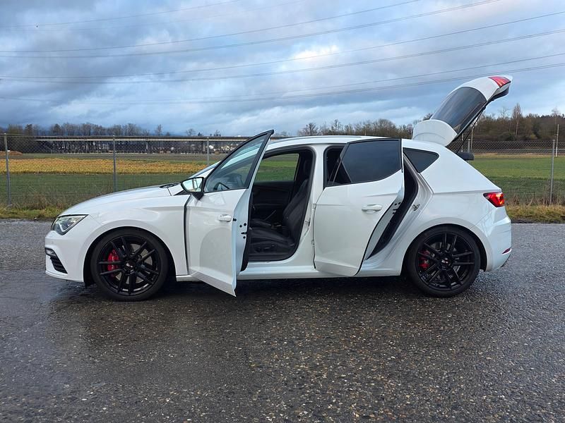 Gebraucht Seat Leon CUPRA 300 PS (220 kW) 2018 Limousine