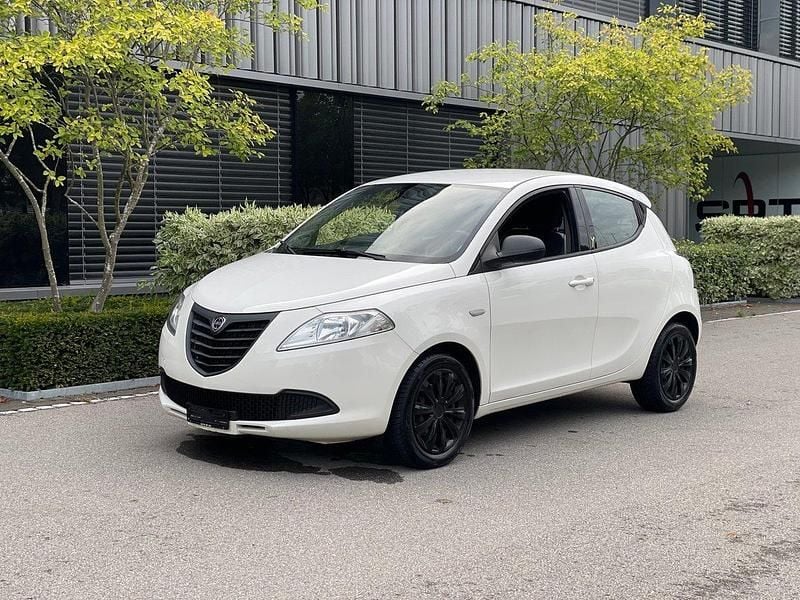 Gebraucht 2015 Lancia Ypsilon Kleinwagen | CHF 5’490 (Fairer Preis) - Bild 1/4