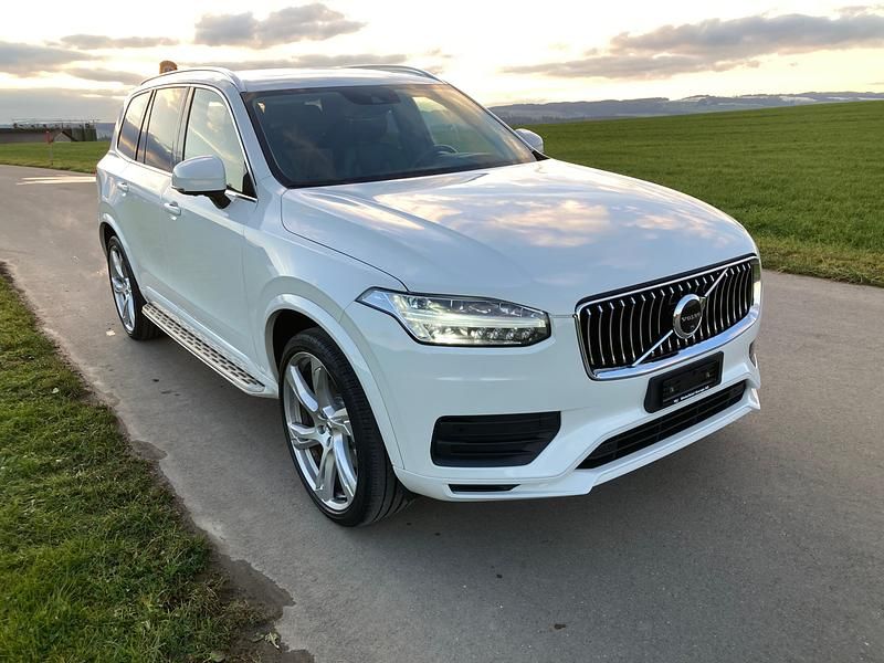 Gebraucht Volvo XC90 Momentum 235 PS (172 kW) 2020 SUV