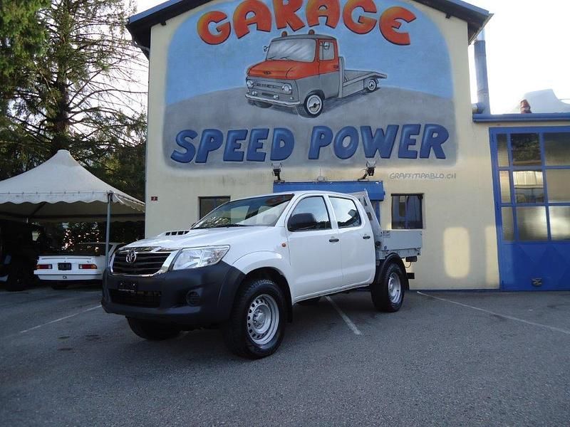 Gancio Traino Fisso Completo Con Kit Elettrico 13 Poli Per Toyota Hilux 4x4 (01.2016+), Omologato, Carico 3500 Kg