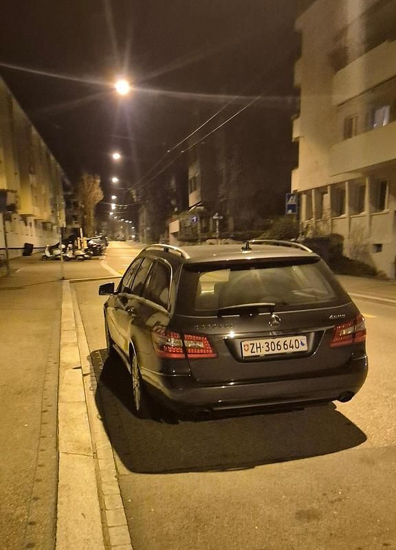 Gebraucht Mercedes E350 265 PS (194 kW) 2011 Kombi