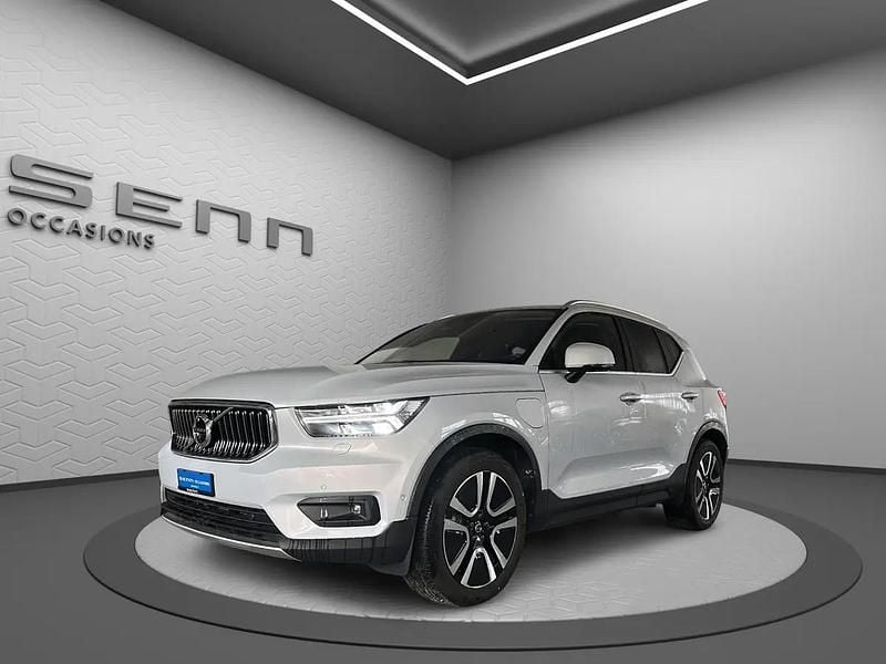 Weiss Gebraucht 2025 Volvo XC40 Inscription SUV | CHF 31’850 (Guter Preis) - Bild 1/4