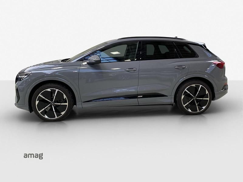 Gebraucht Audi Q4 e-tron Ambiente 219 kW (299 PS) 2022 Kieselgrau SUV